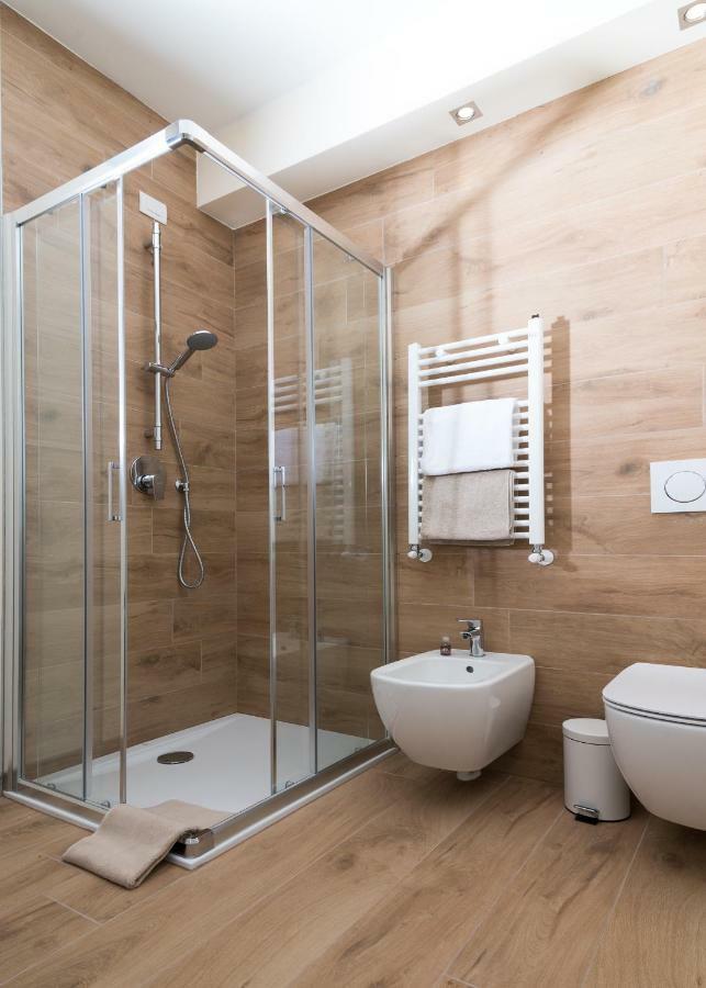 Camera Doppia con Letti Singoli con Bagno Privato Esterno